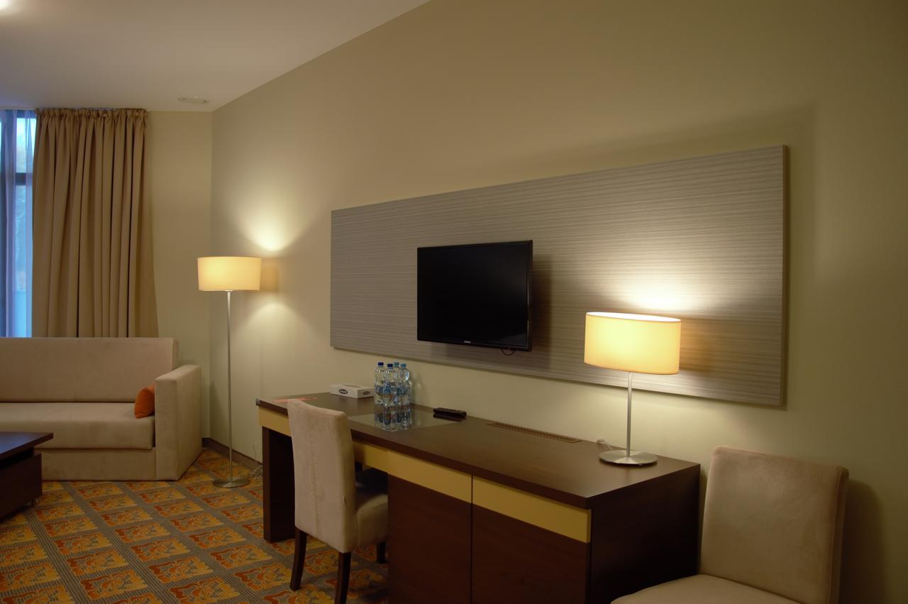 Łomża Hotel Via Baltica מראה חיצוני תמונה
